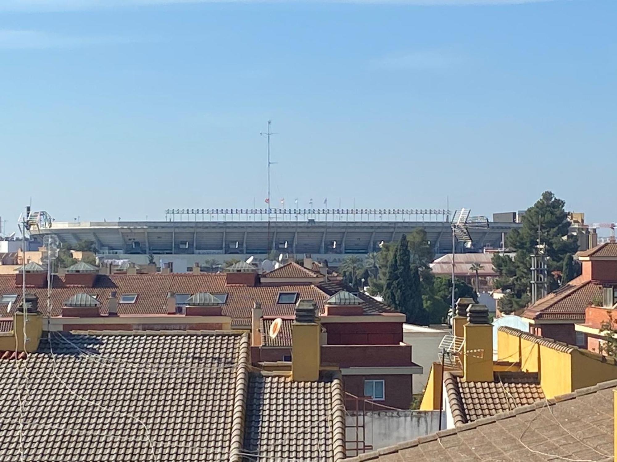 Shared Apartment! Piso Compartido! Общая Квартира! Sevilla Eksteriør bilde