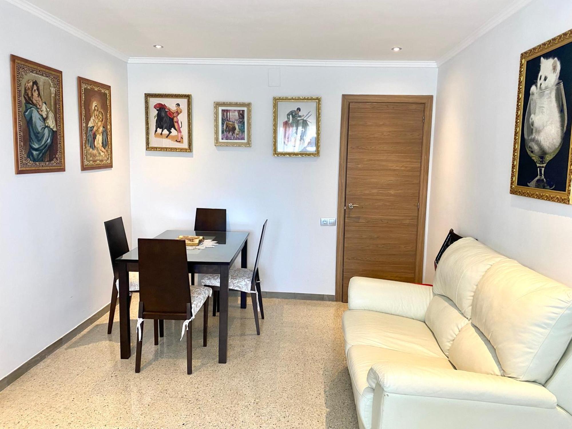 Shared Apartment! Piso Compartido! Общая Квартира! Sevilla Eksteriør bilde