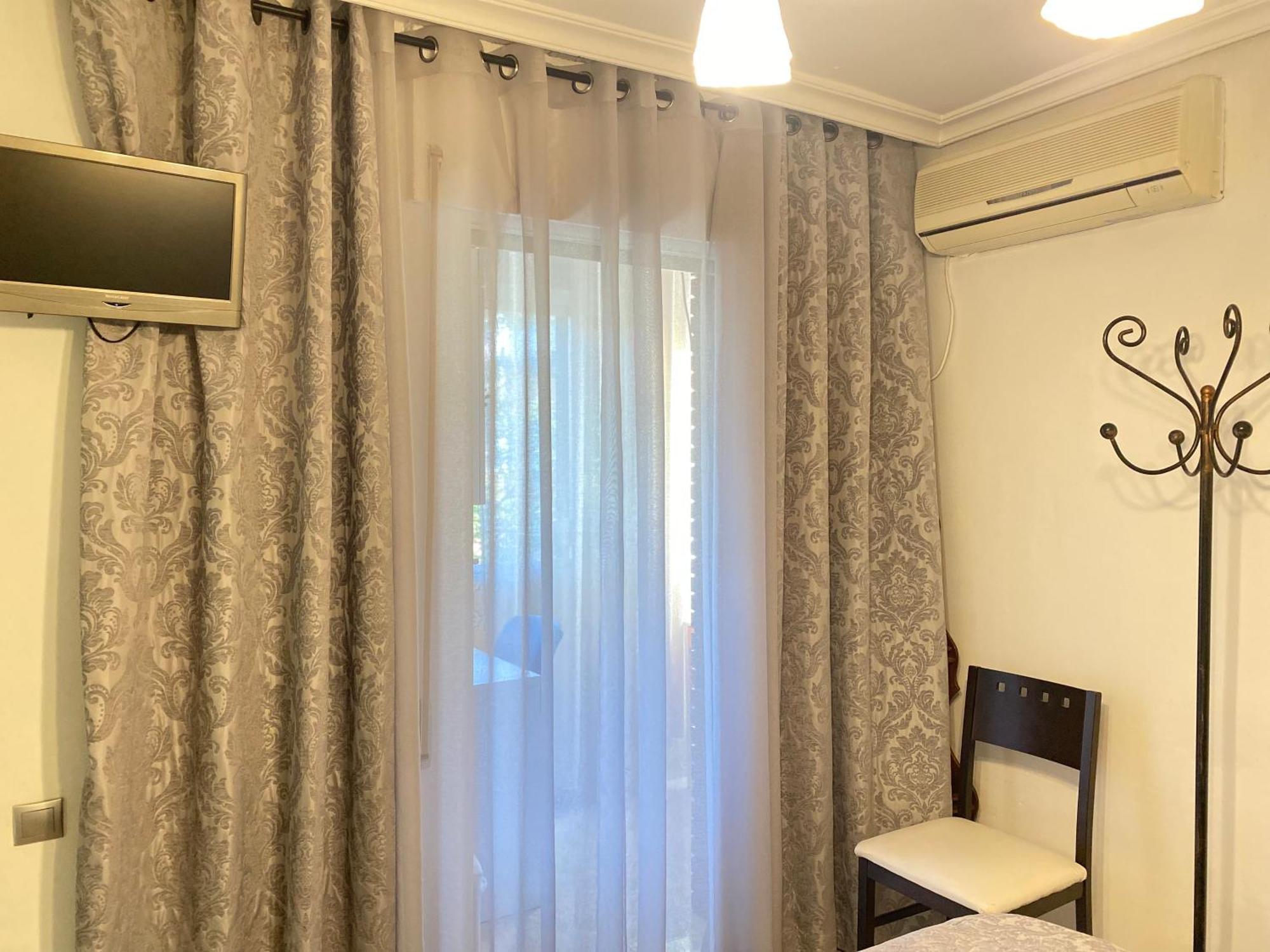 Shared Apartment! Piso Compartido! Общая Квартира! Sevilla Eksteriør bilde